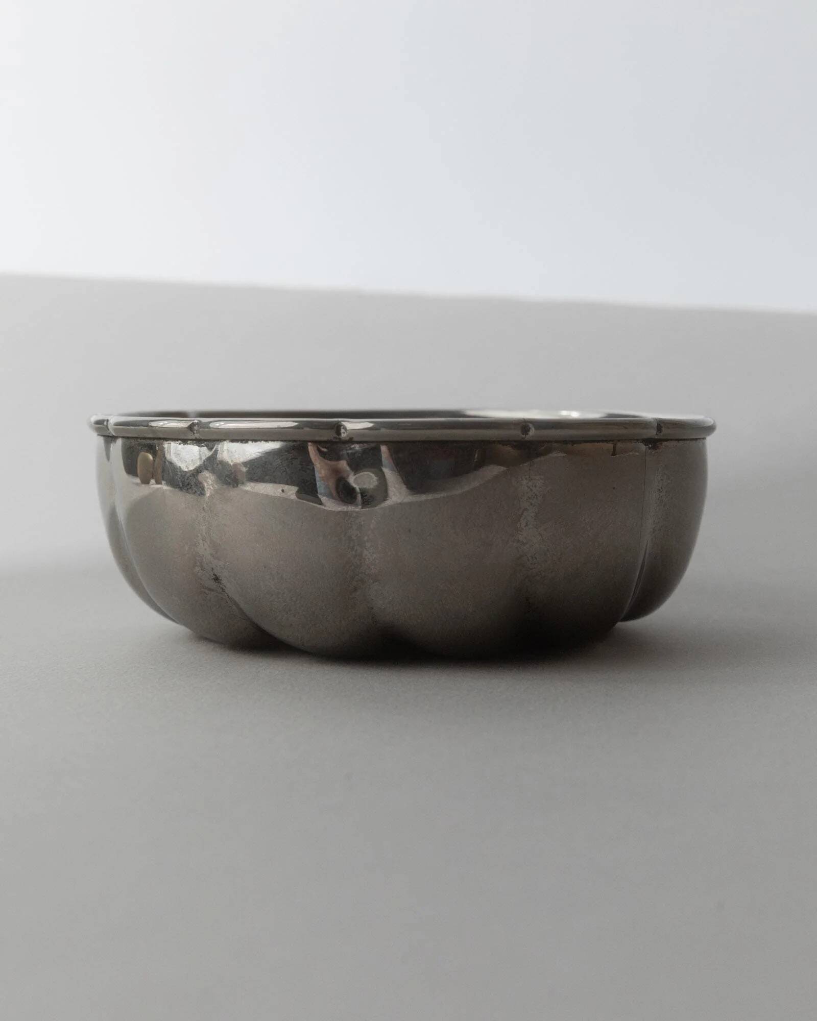 Vintage silver-plated bowl from the 1970s by Cassetti, Italy, timeless design for desserts or jewellery, elegant retro table decoration, noble gift idea.
