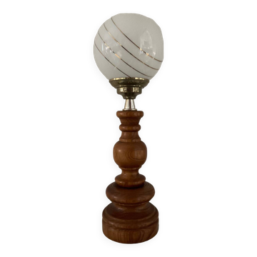 Vintage lamp from the 60s and 70s in wood and opaline