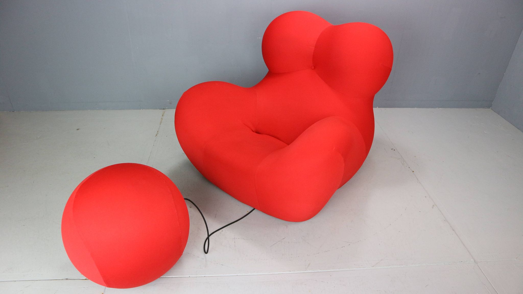 "Big Mama" Up 5+6 Chair and ottoman By Gaetano Pesce For B&B Italia
