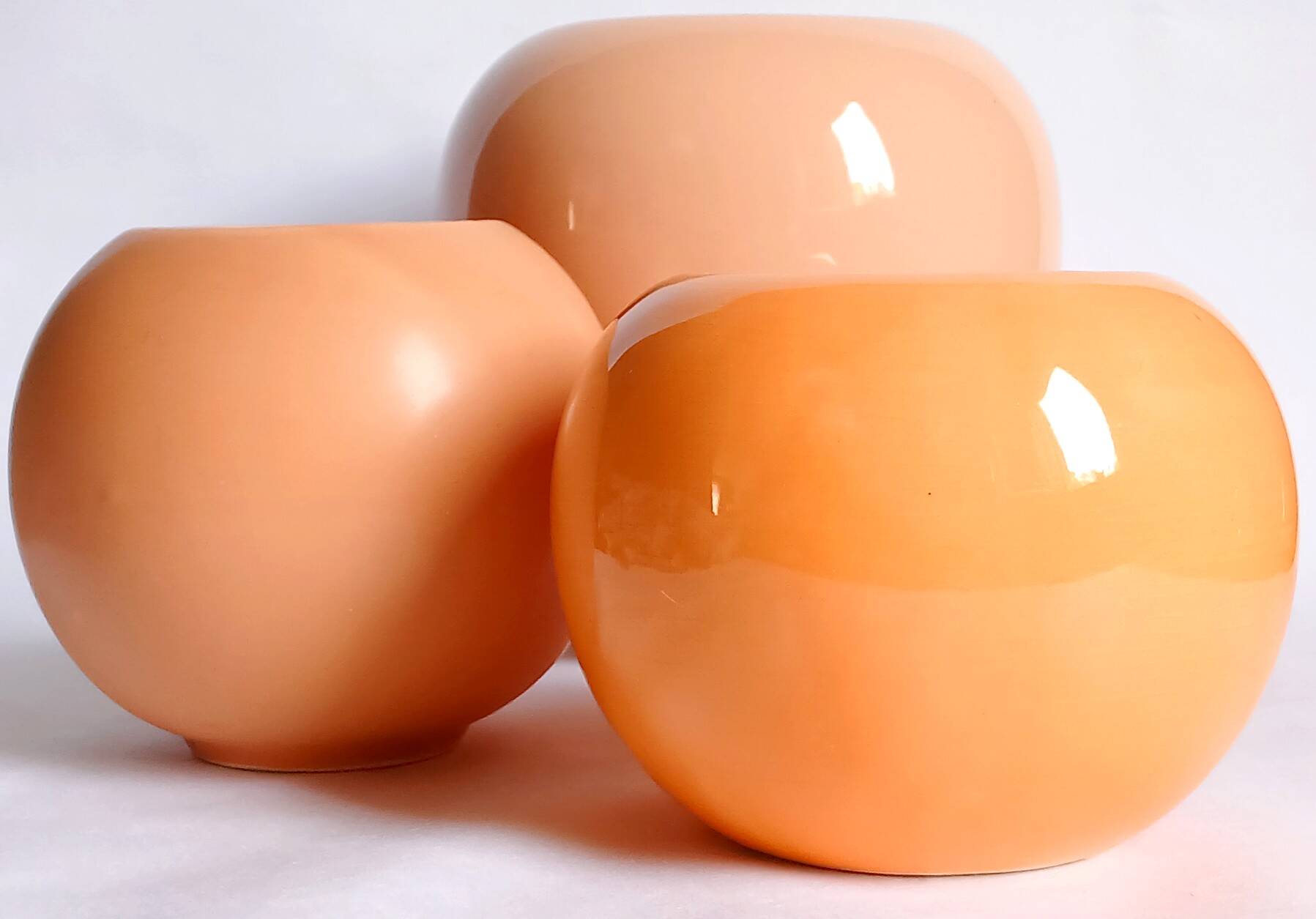 Set de 3 vases boules en céramique émaillée