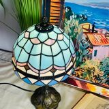Vintage and Tiffany inspiration lamp | Coloured glass in blue & pastel pink