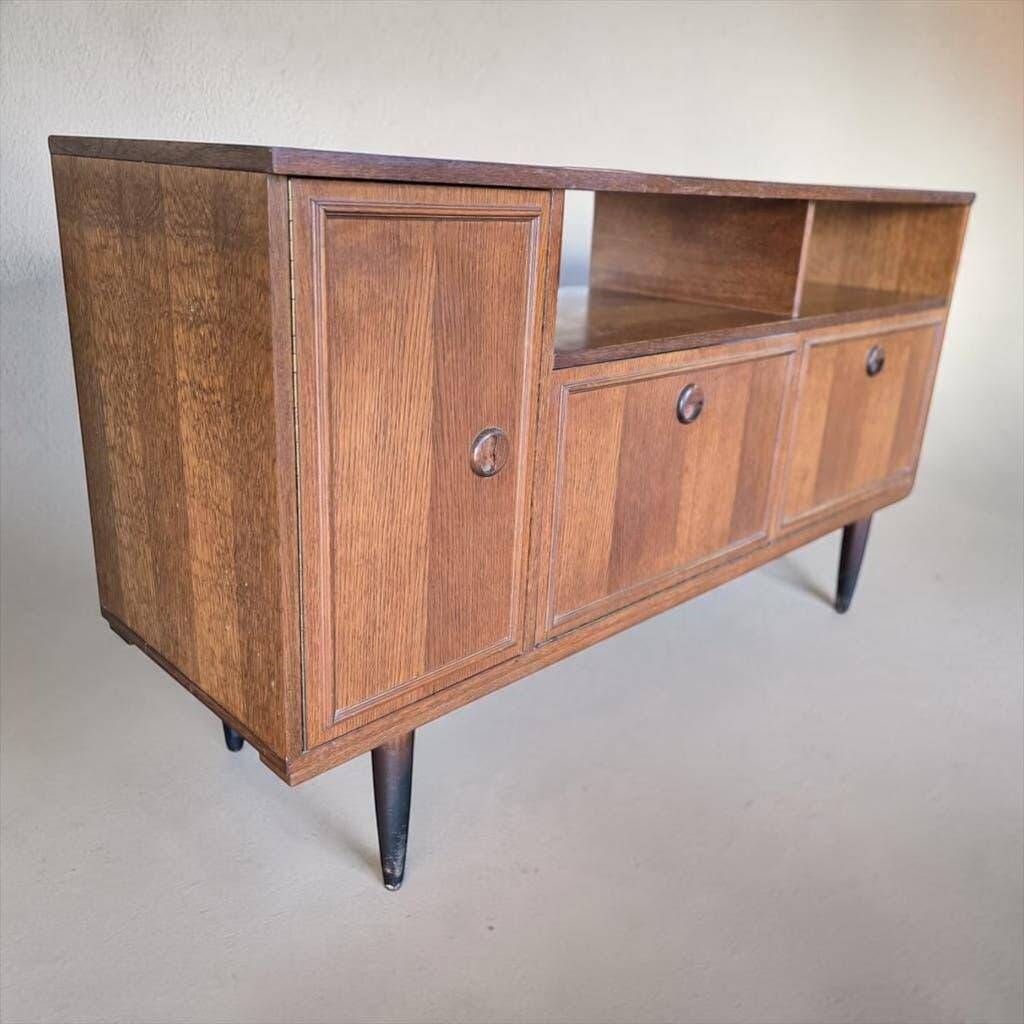 Vintage wooden TV unit/buffet/china cabinet