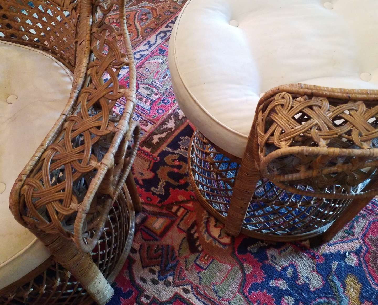 Pair of armchairs emmanuelle