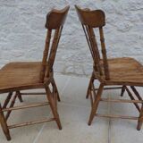 2 Western style chairs in their patinas - Very good condition