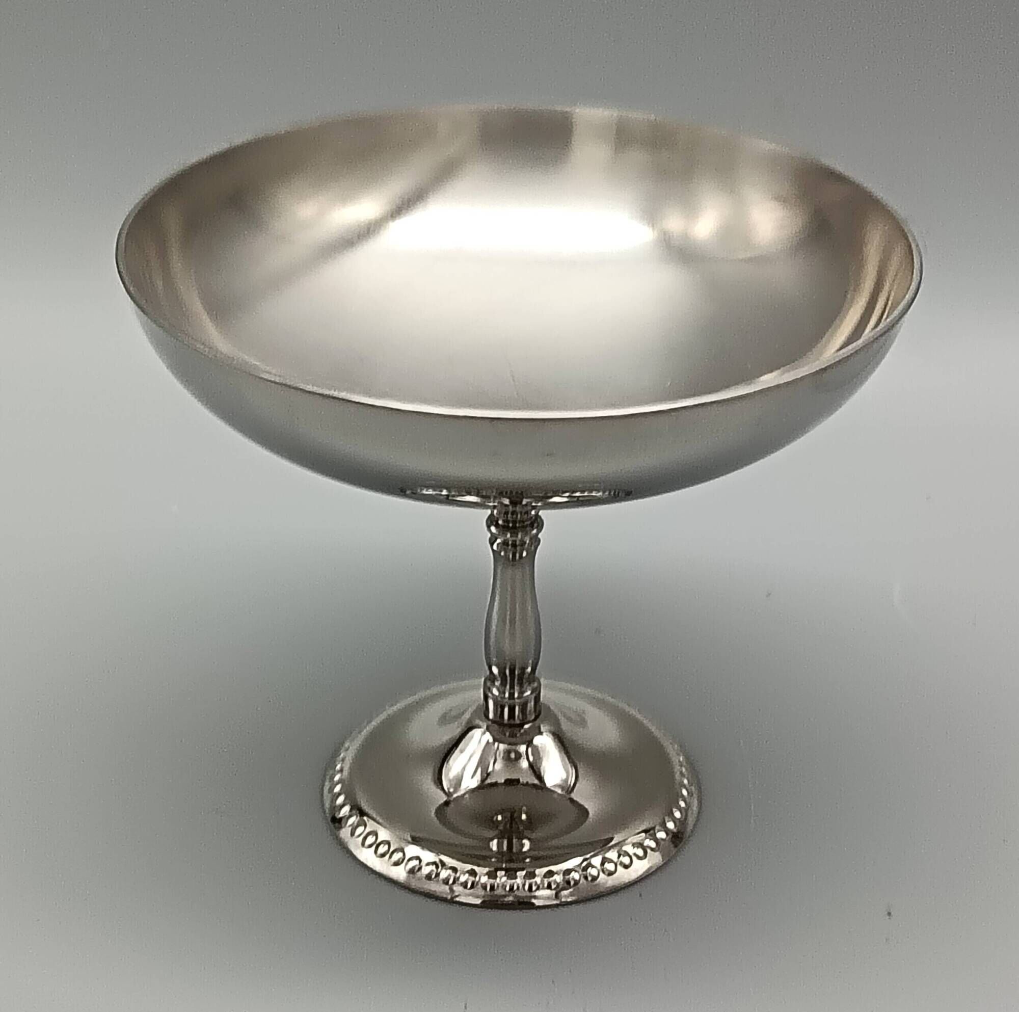 6 vintage stainless steel ice cream cups, stainless steel dessert cups