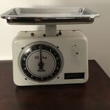 Old scale