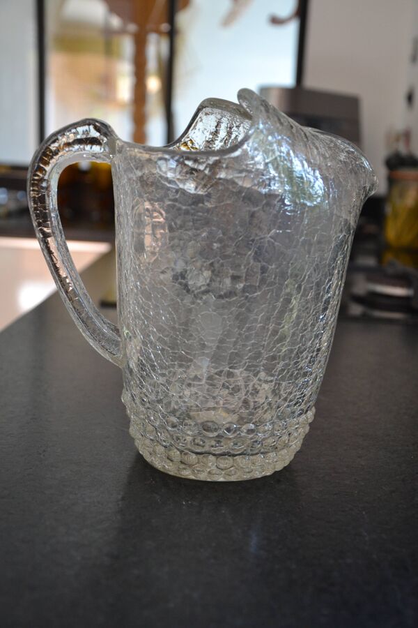 Pichet spécial en verre craquelé avec picots