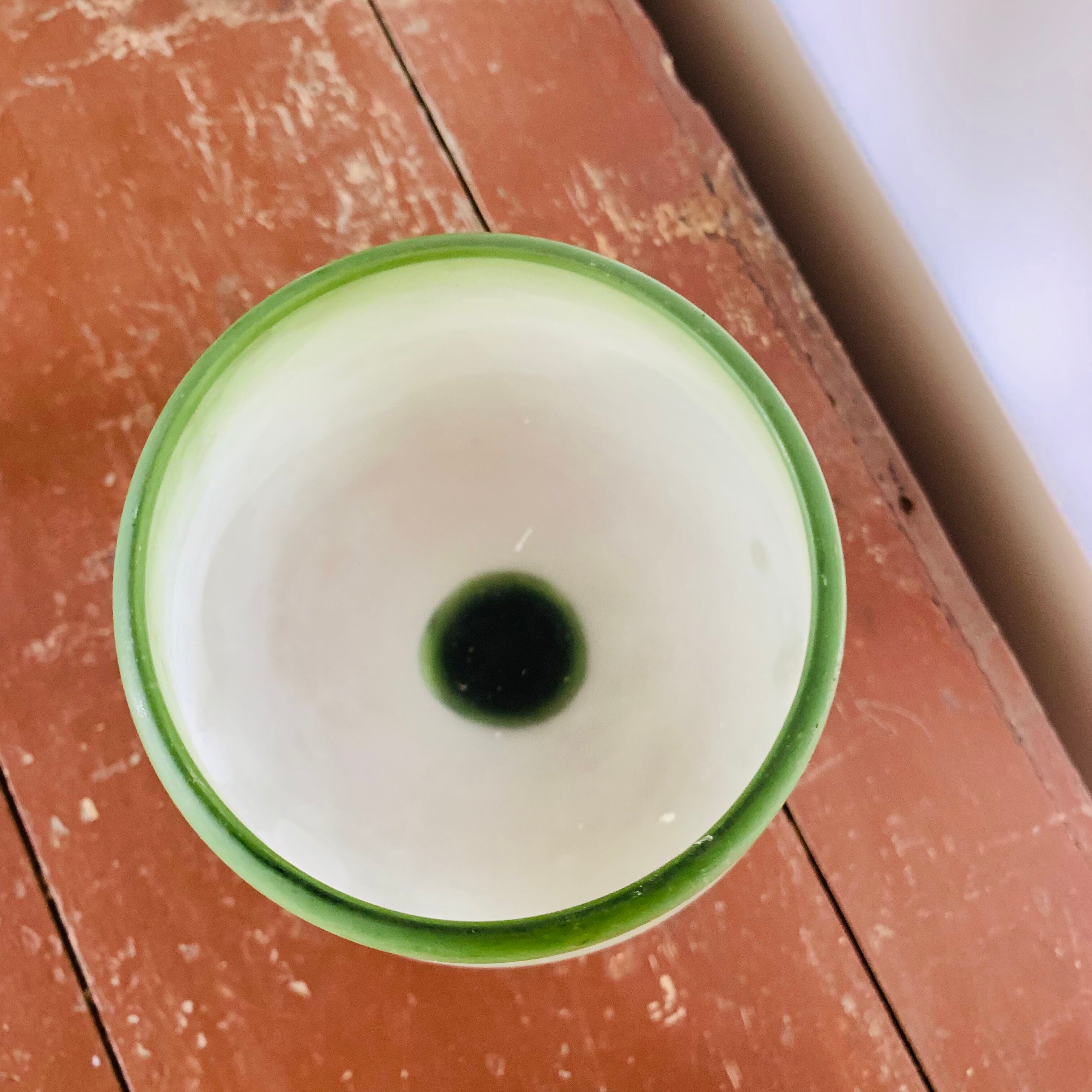 Ensemble de 8 vases, coupes, en pâte de verre