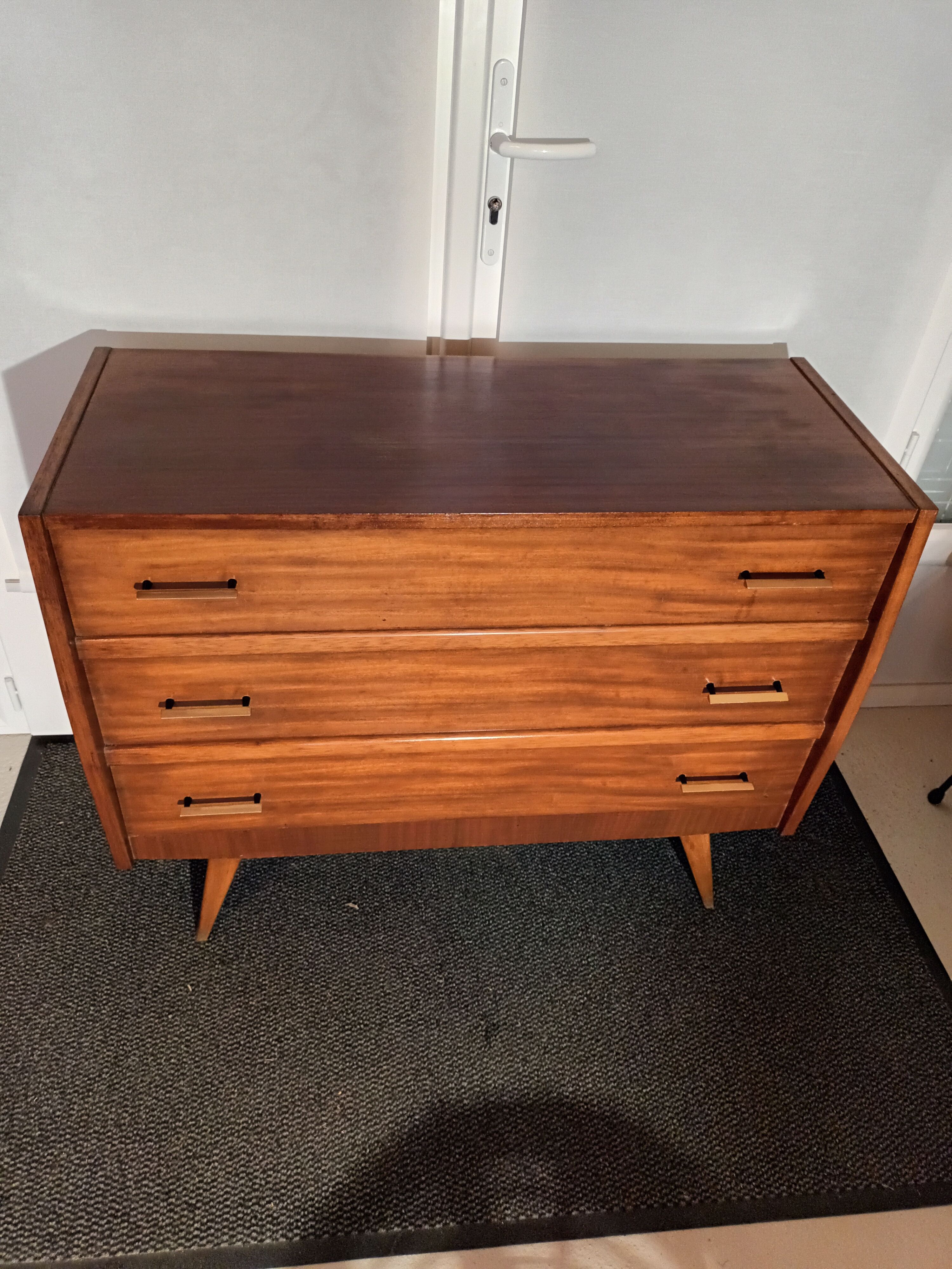 Vintage chest of drawers