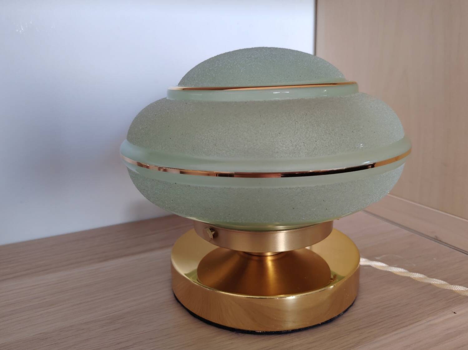 Frosted textured green globe touch lamp