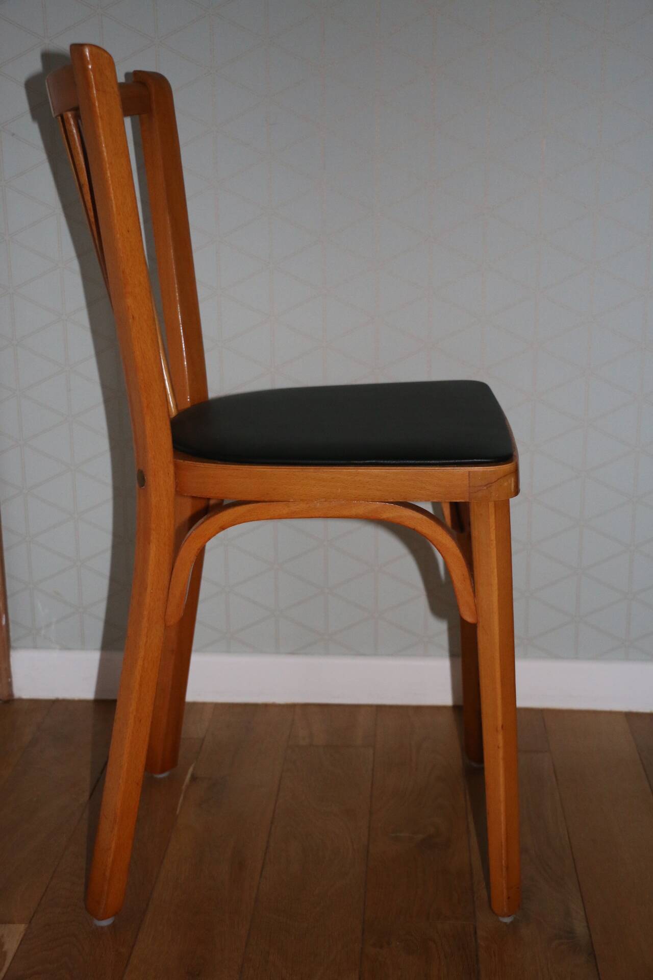 10 baumann chairs no. 12 black faux leather light beech