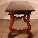 Spanish walnut console - 17th century