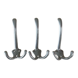 Series of 3 hooks from the 50s-60s in cast aluminum