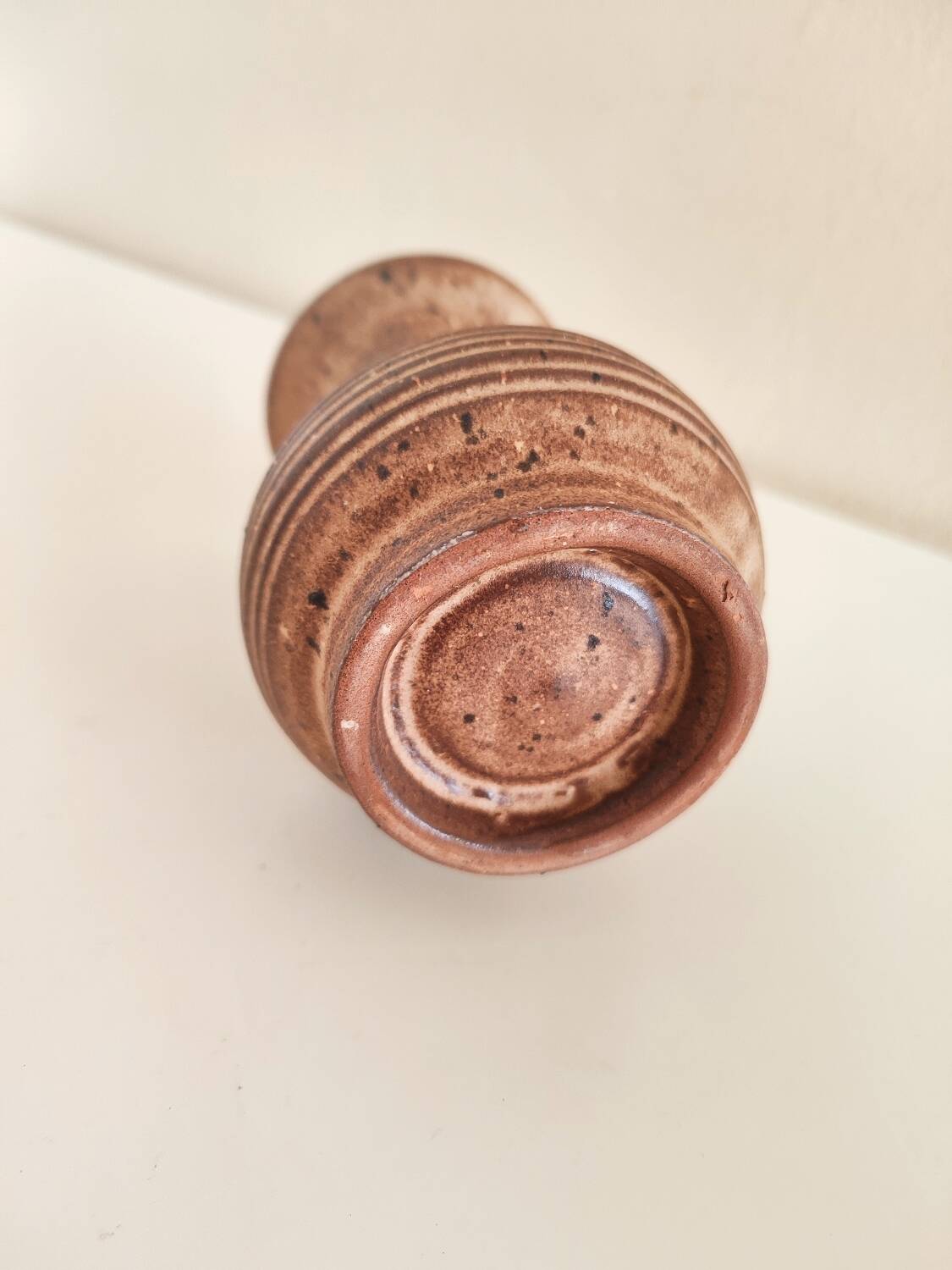 Vase or necked pot in stoneware from the 1970s.