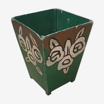 Wooden art deco paper basket