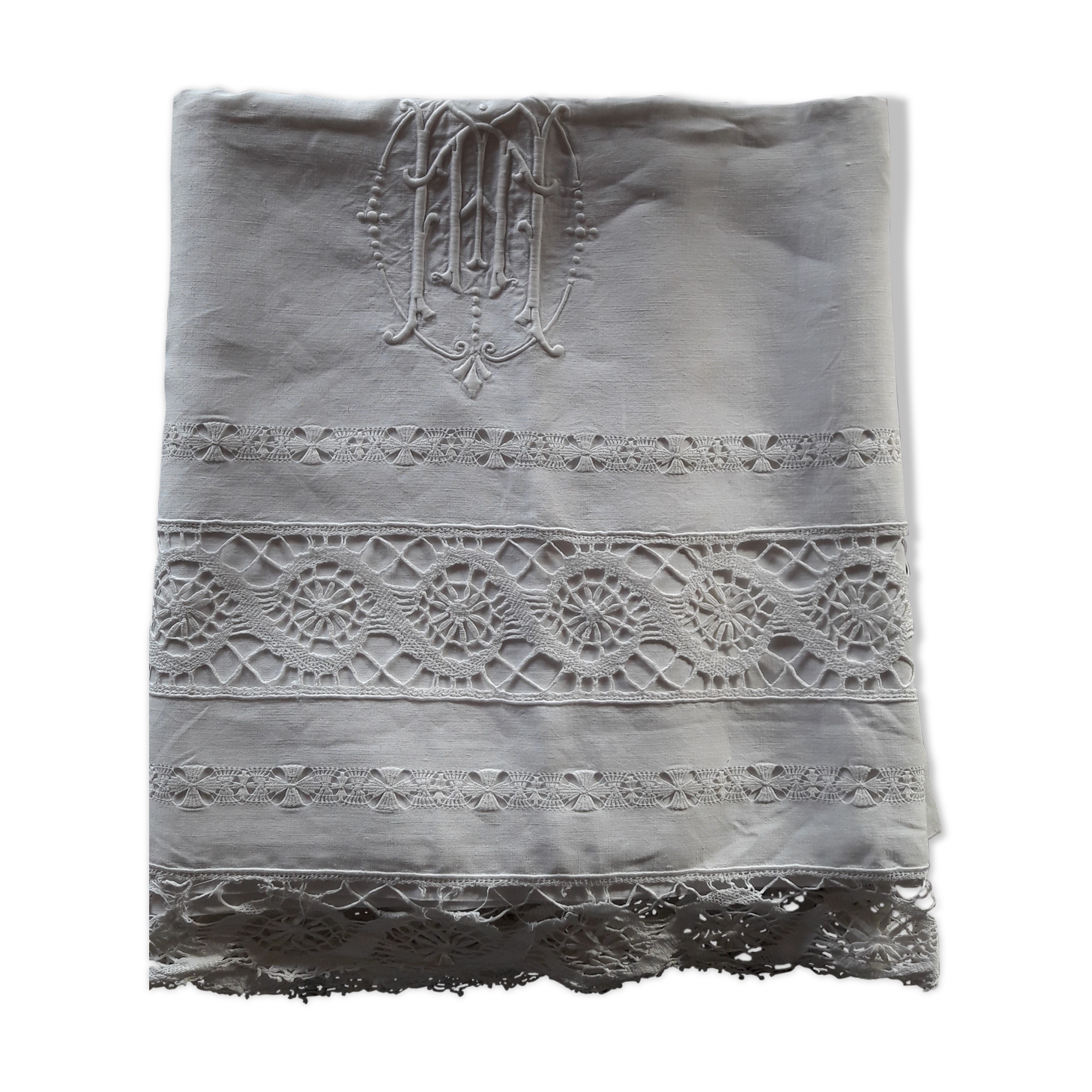 Former bride and groom's sheet in white linen monogram MN