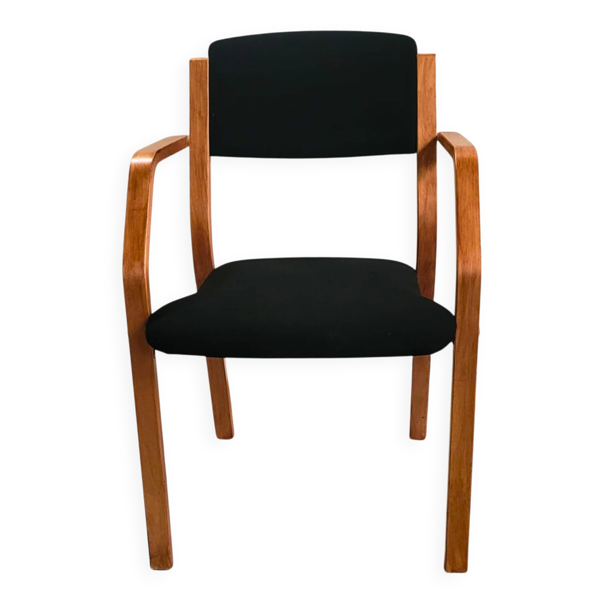 Vintage Scandinavian beech chair – Lanabdesign – stackable, 1960s