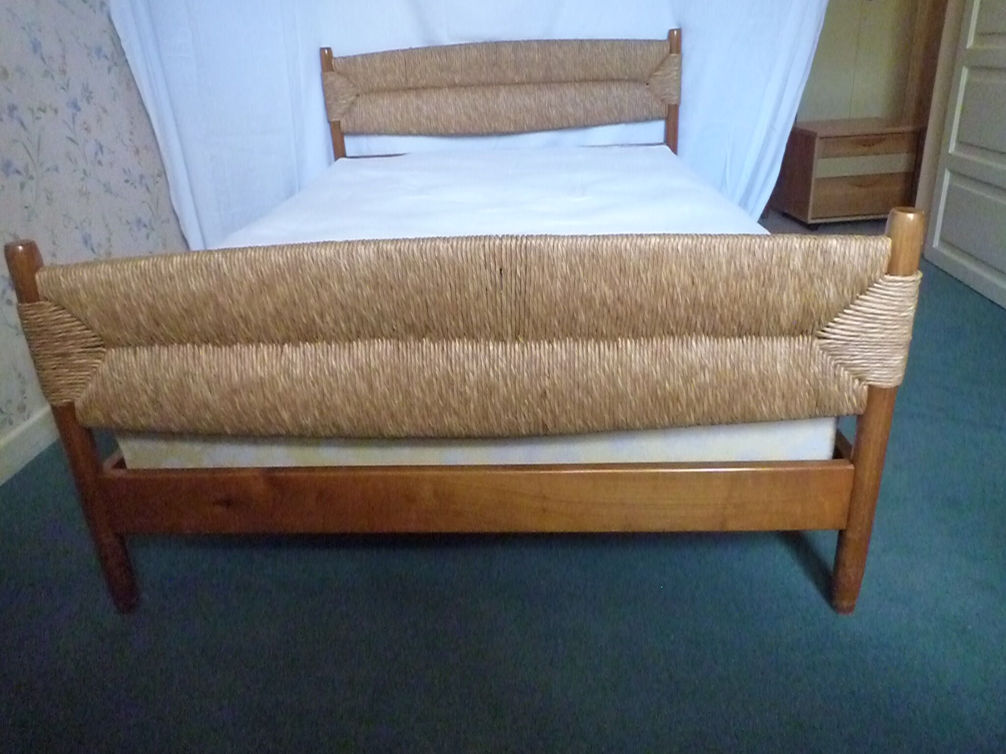 Brutalist design bed Charlotte Perriand style