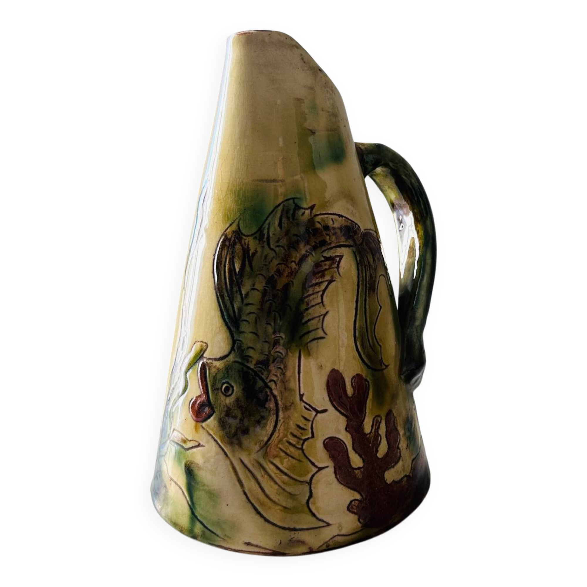 Pitcher signed by Puigdemont