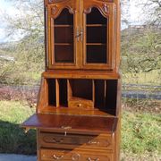 Commode, secrétaire, bibliothèque: meuble 3 en 1