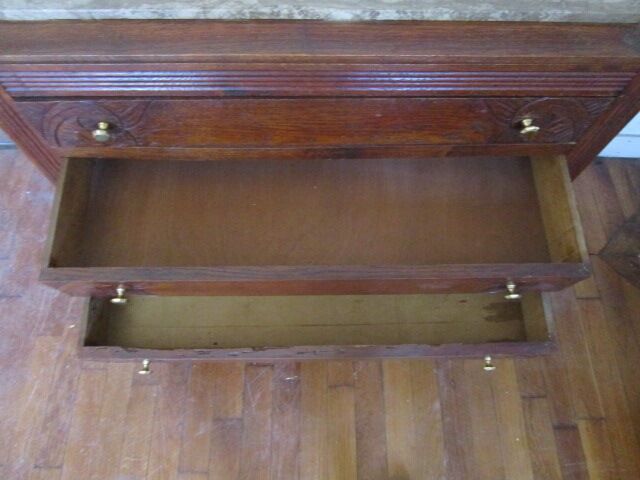 Art-deco chest of drawers