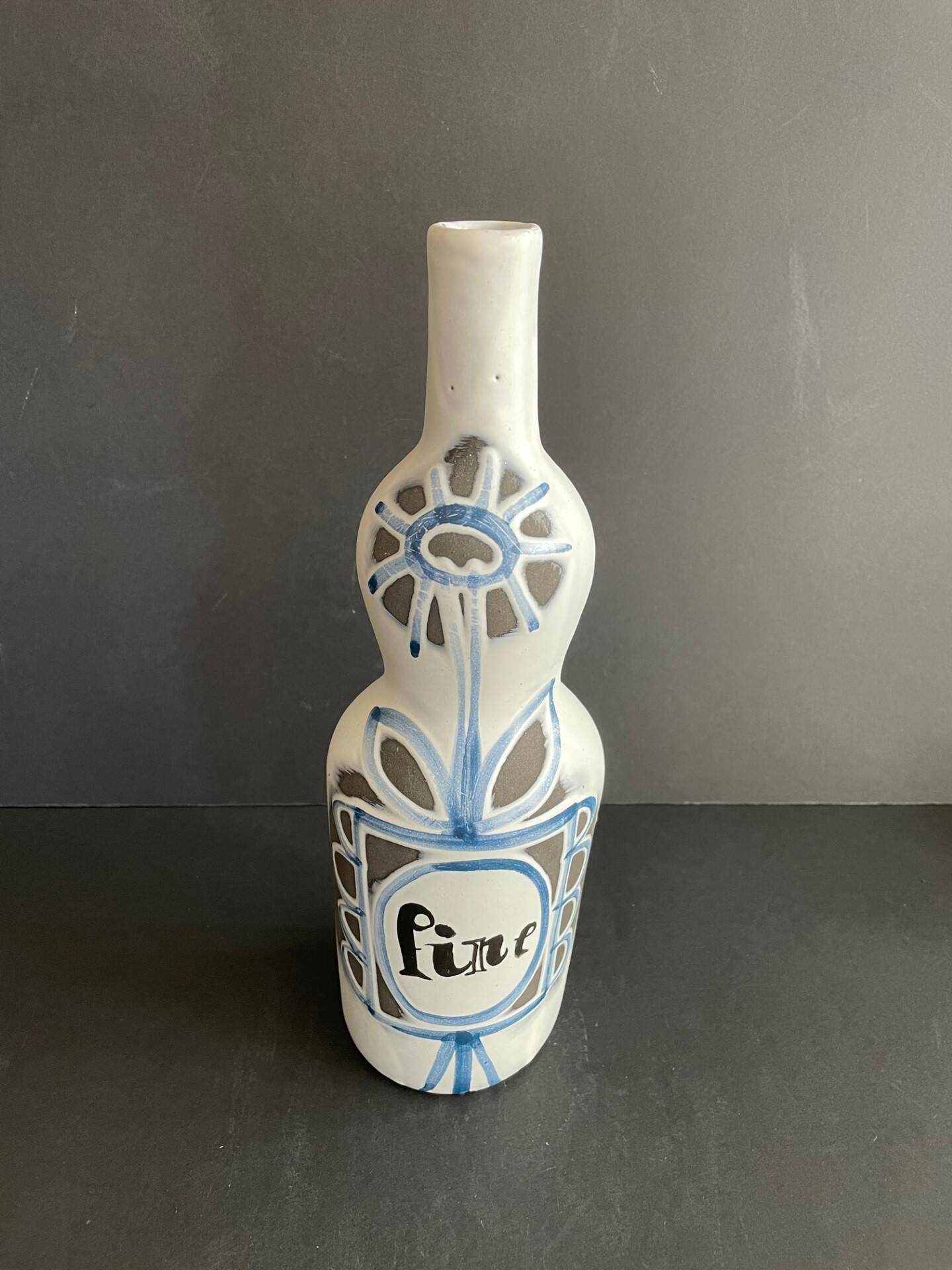 “Fine” earthenware bottle by Roger Capron Vallauris