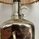 Lampe en verre et rotin