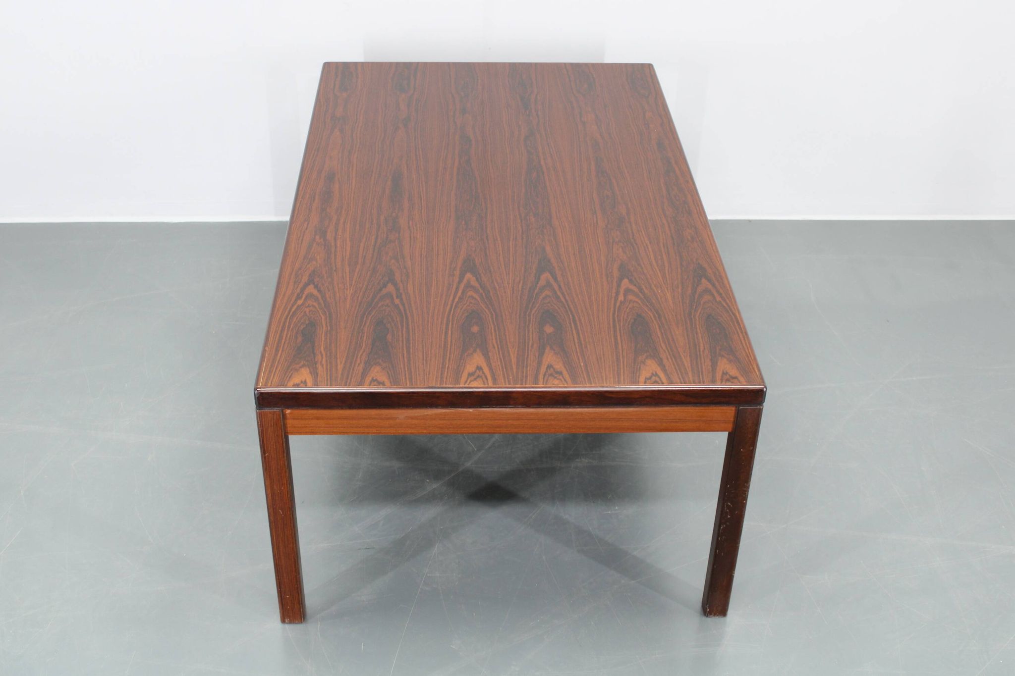 Table basse en bois, Danemark 1960