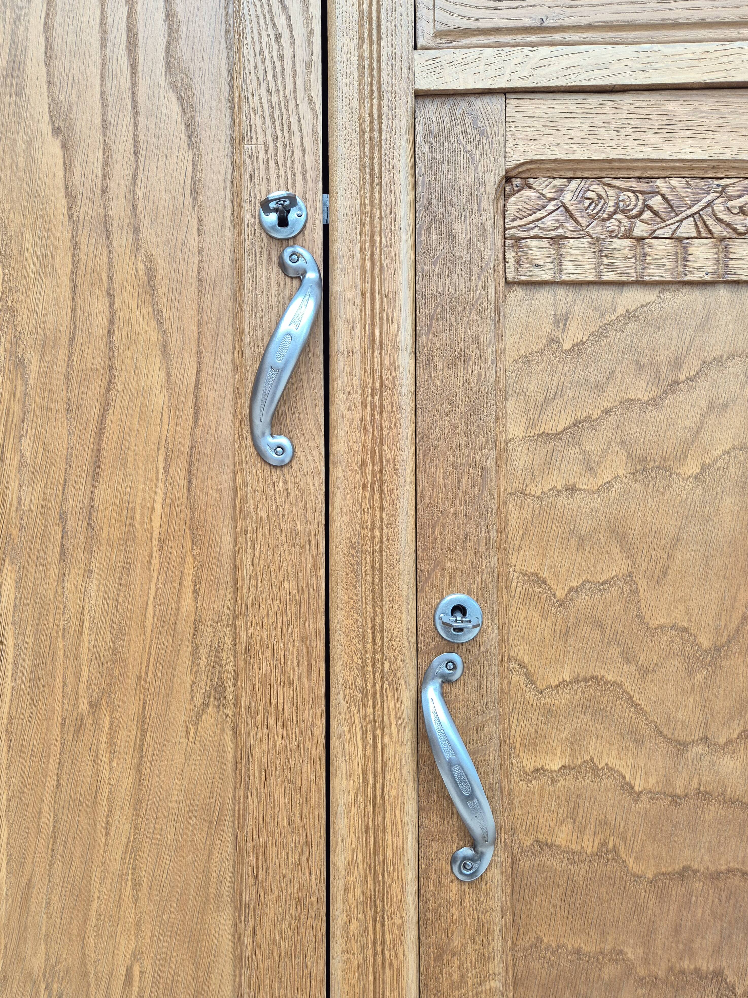 Armoire parisienne art déco
