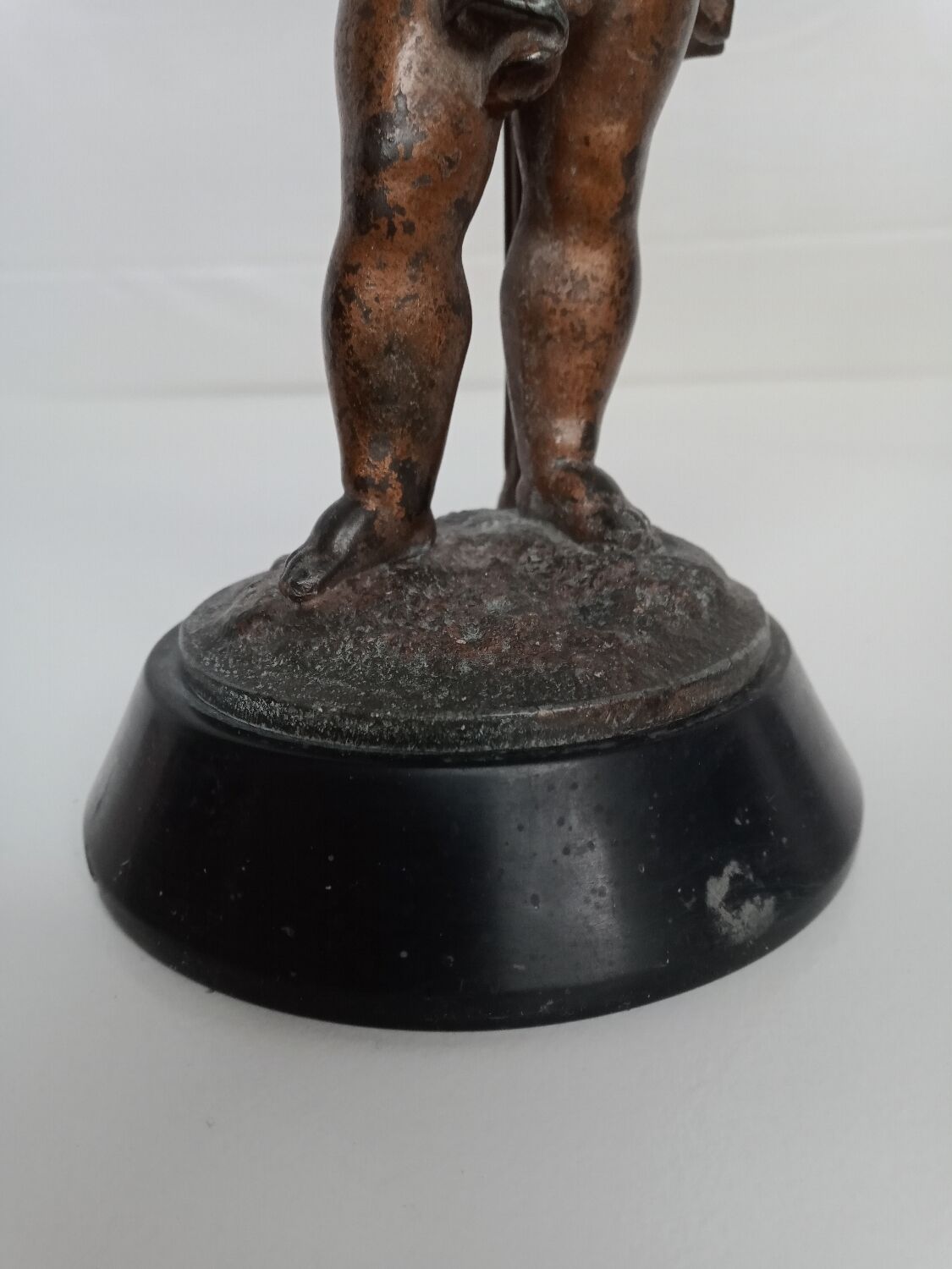 Bougeoirs putti musicians