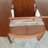 Round table