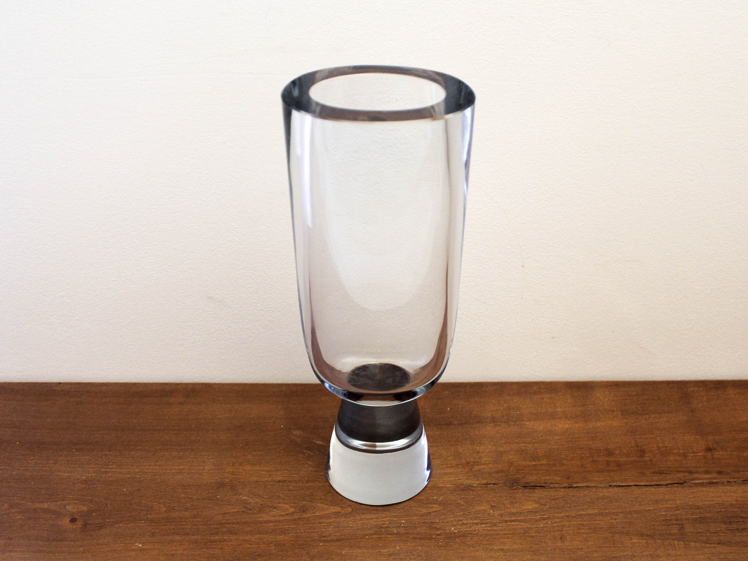 Stand vase in Swedish glassware crystal