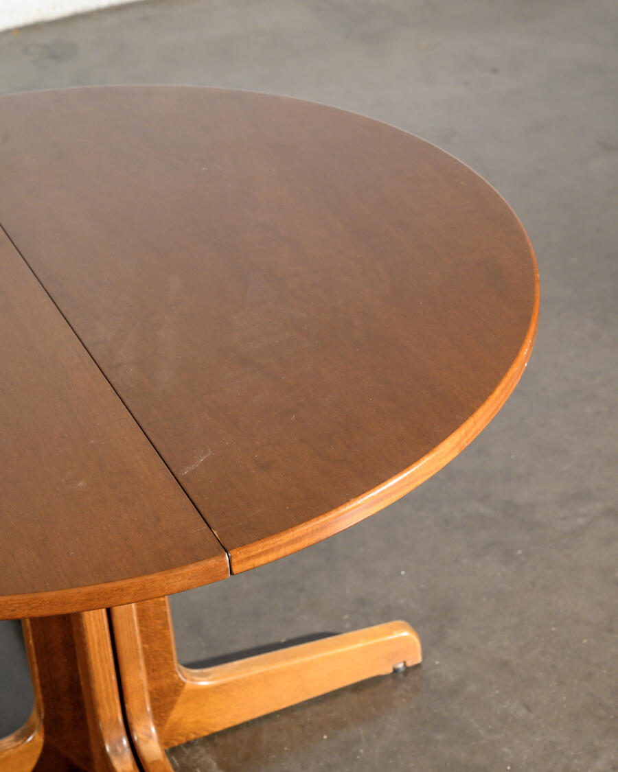 Thonet extending table