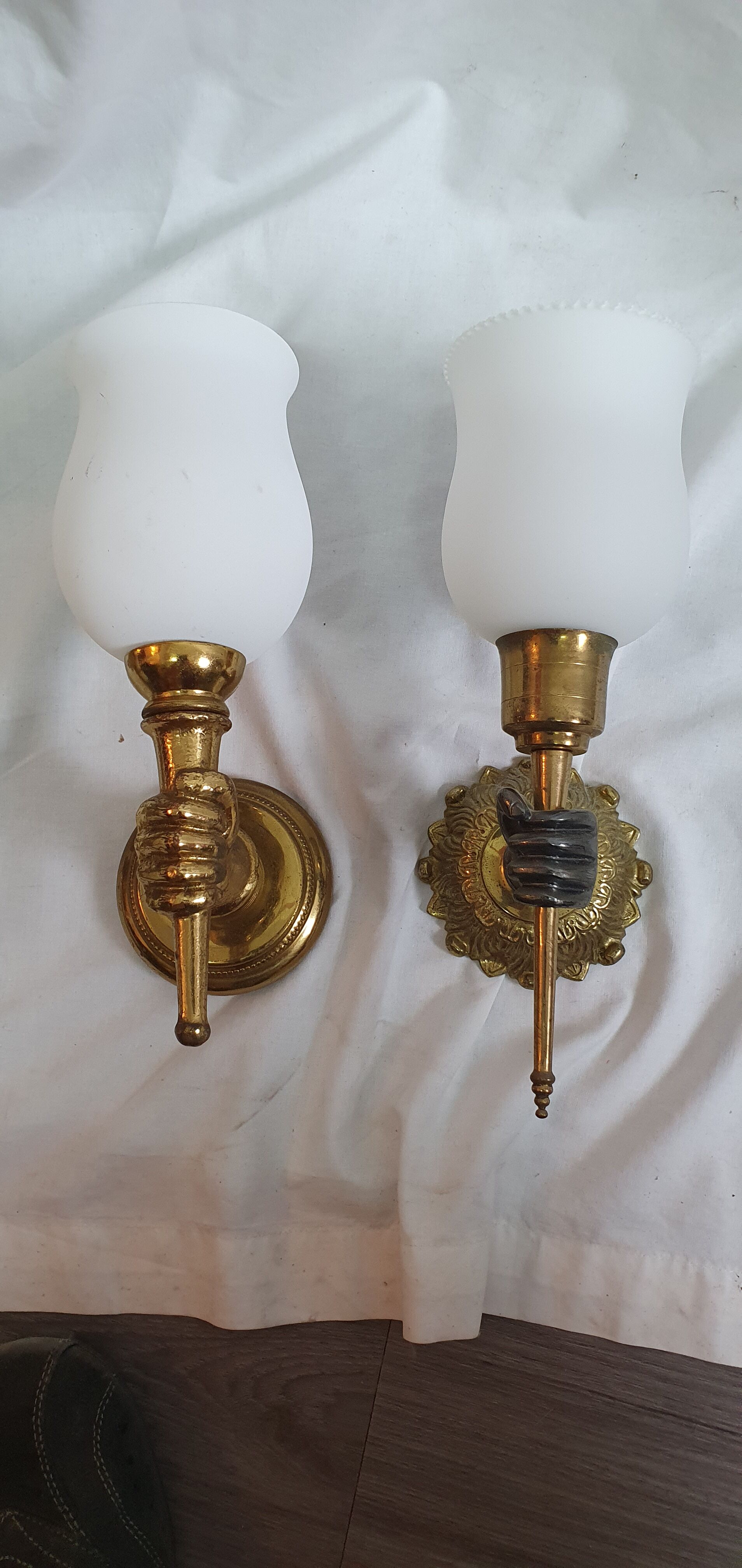 John Devoluy Nubian hands