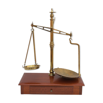 Wooden and brass scale