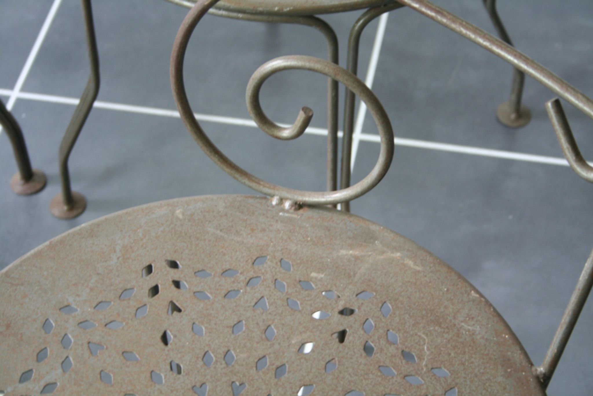 Series of 4 chairs of garden furniture wrought iron full years 60