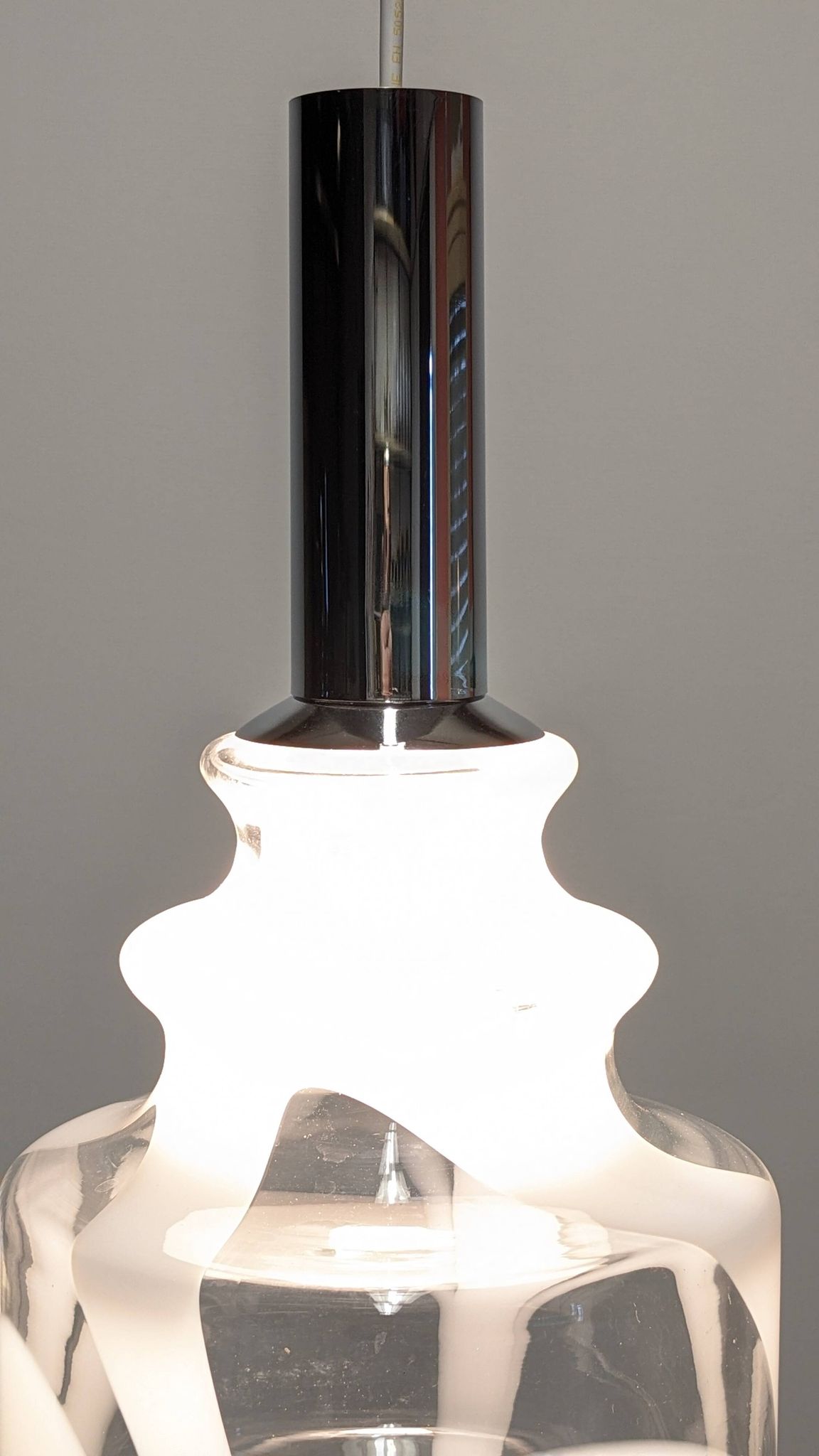 Suspension en verre Murano marbré blanc, Italie vers 1970