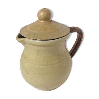 Milk pot in glazed earth