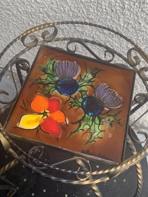 Plant door, iron harness forged twist black and golden and hand-painted ceramic tile