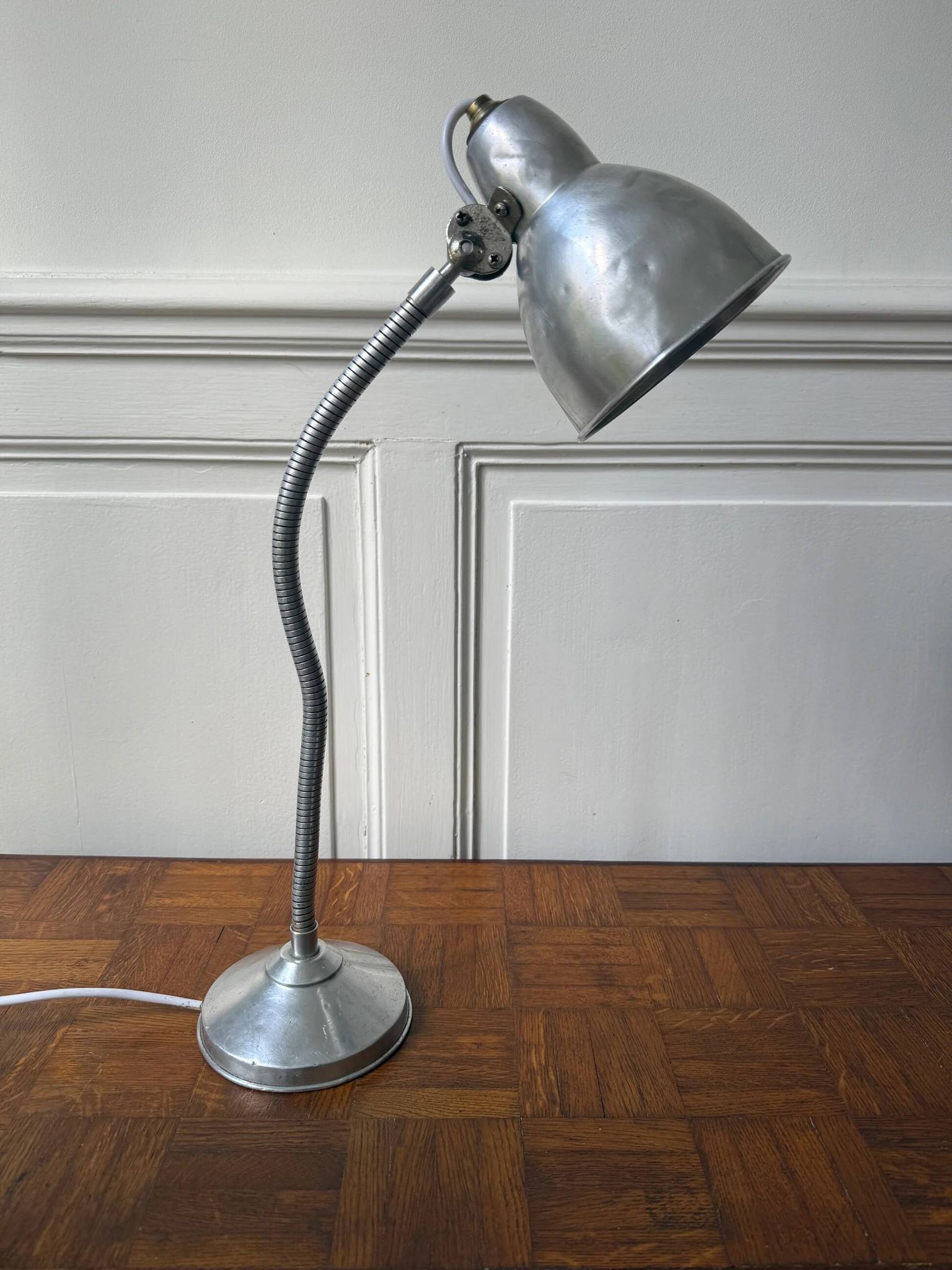 Lampe de bureau industrielle articulée – années 50