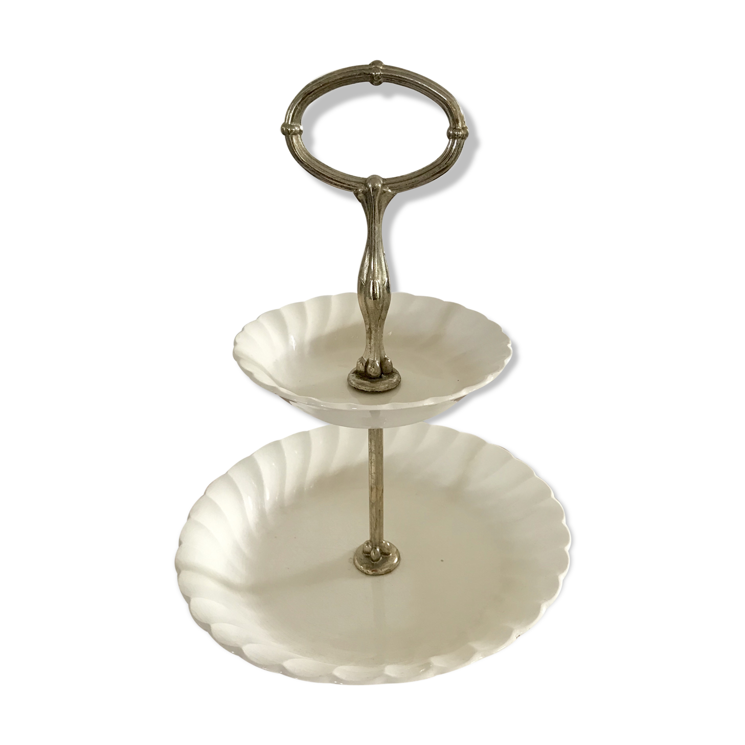 Ceramic cake stand