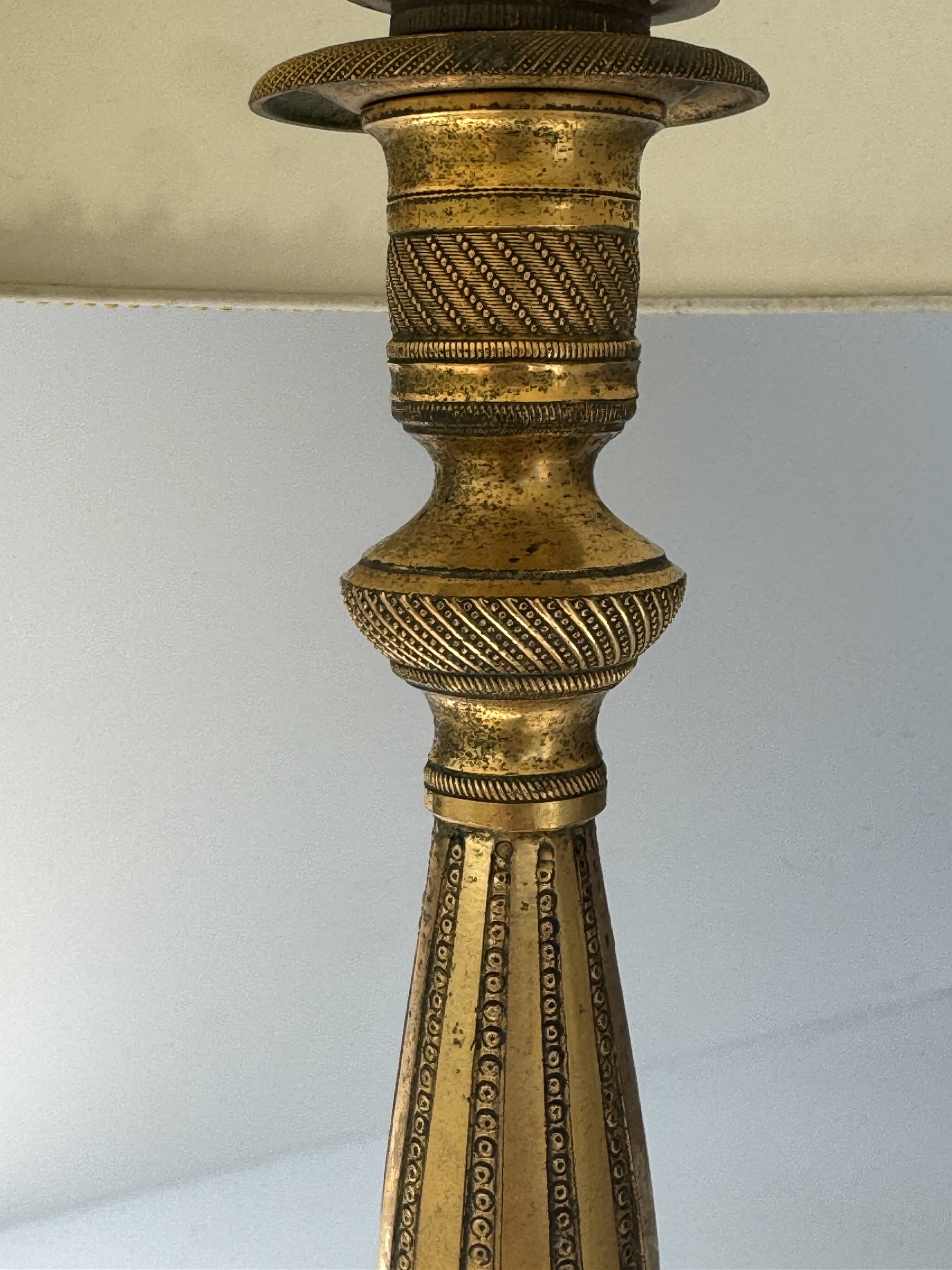 Small classic gold brass lamp with cream shade H48