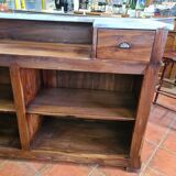 Coffee counter with zinc tray
