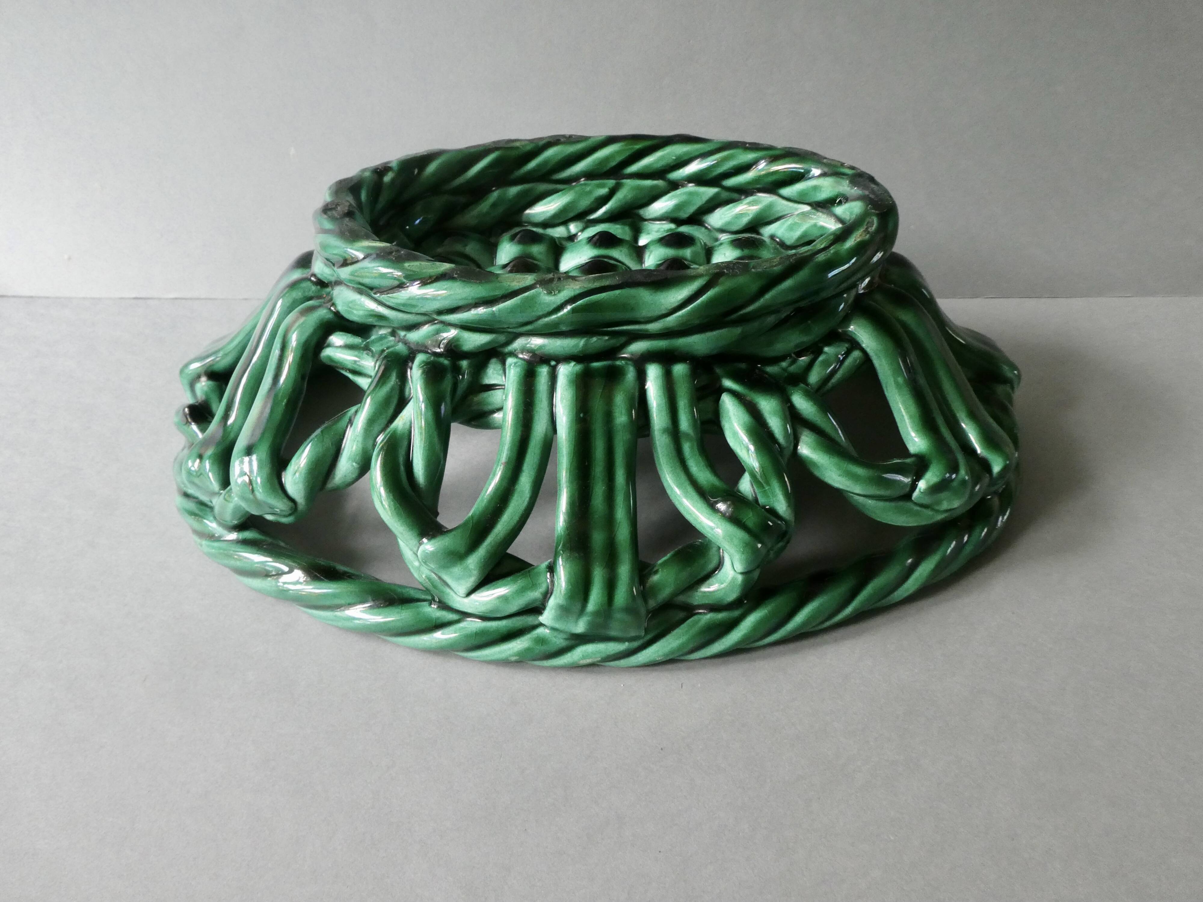 Barbotine cup braided effect, 60s