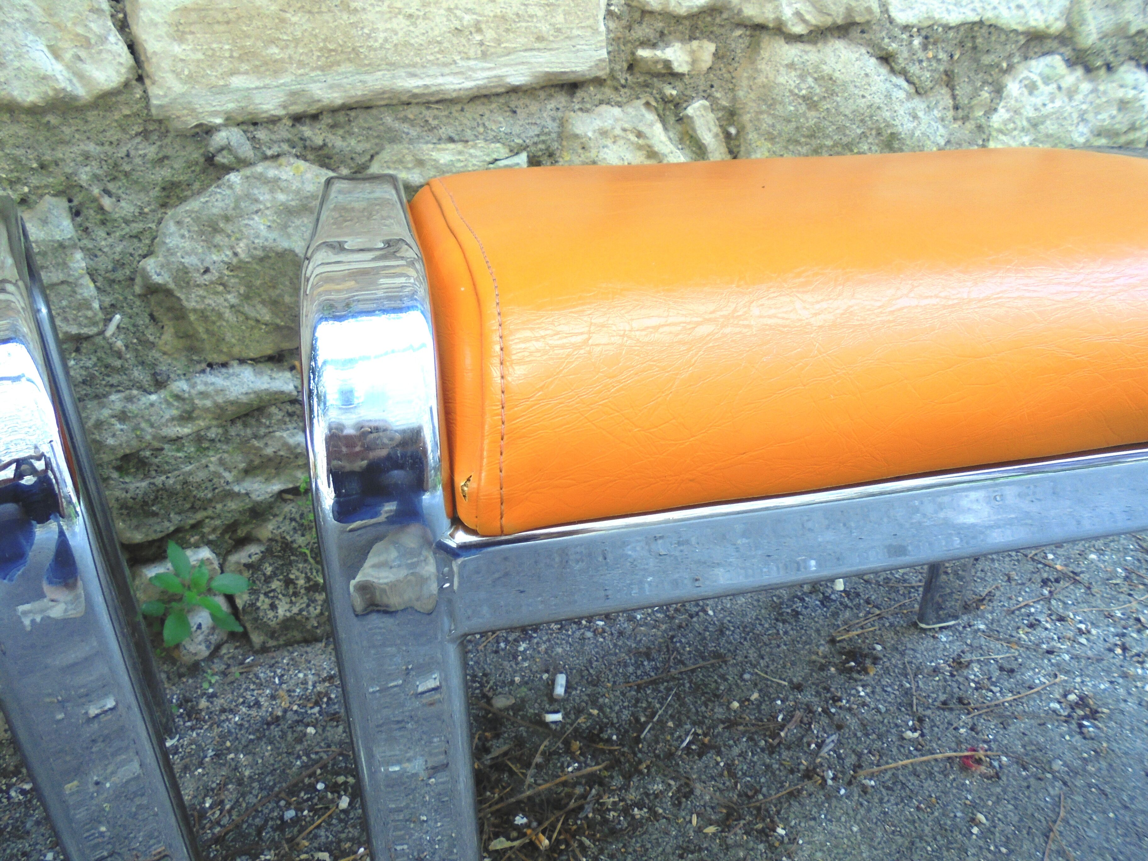 Pair of chrome and faux orange vintage stools "70"