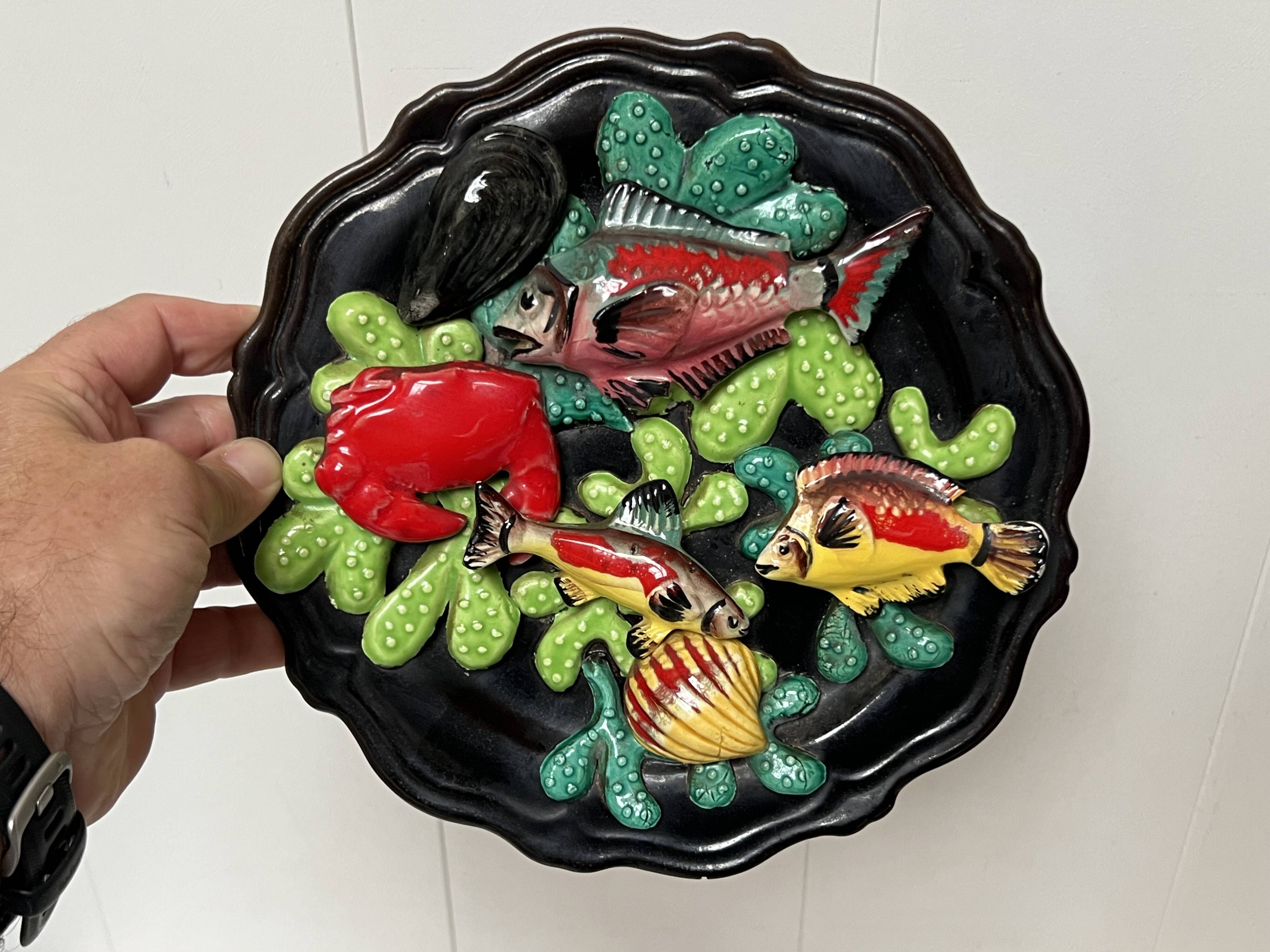 Trompe l'oeil plate, vallauris ceramic, 20th century, fish and shells