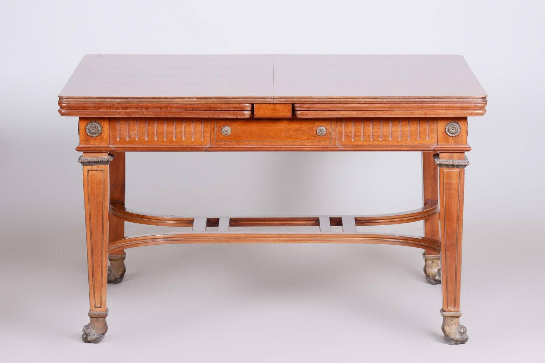 19th Century French Extendable Table in Mahogany