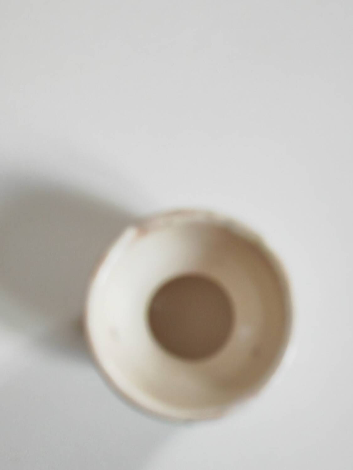 Iron earth egg cup