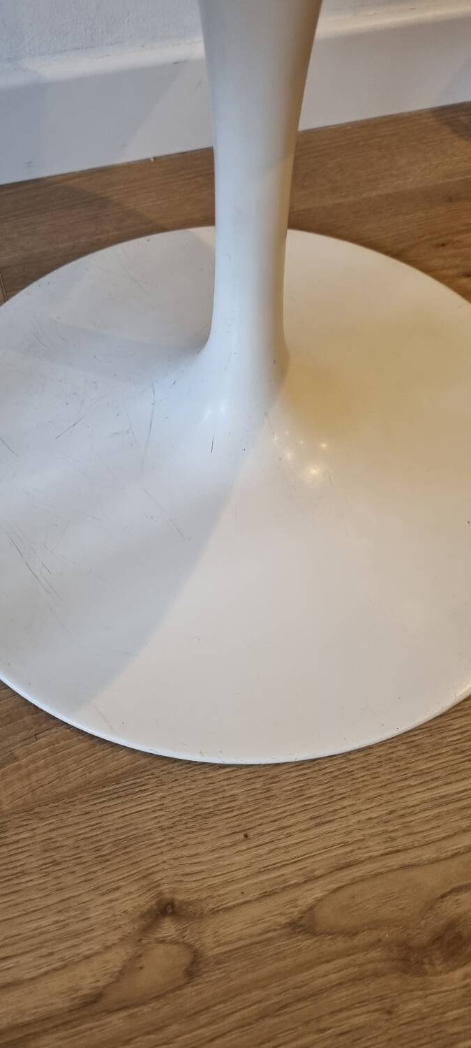 Chaises saarinen edition knoll tulipe