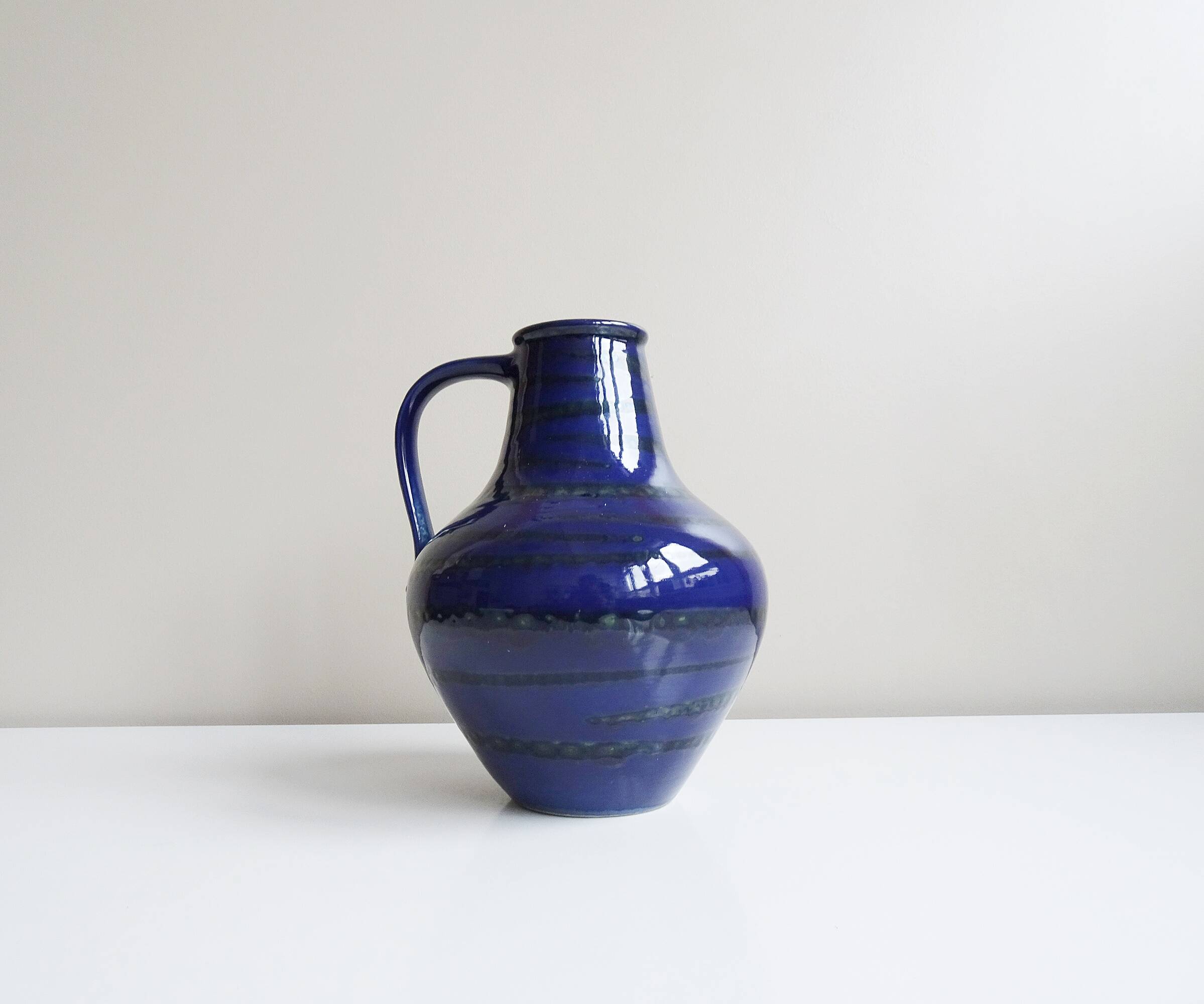 Ceramic vase by Dümler and Breiden